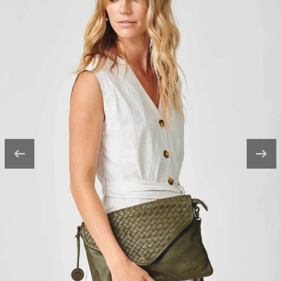 THE MARSEILLE WOVEN CROSSBODY CLUTCH photos to come never carried! - Picture 1 of 9
